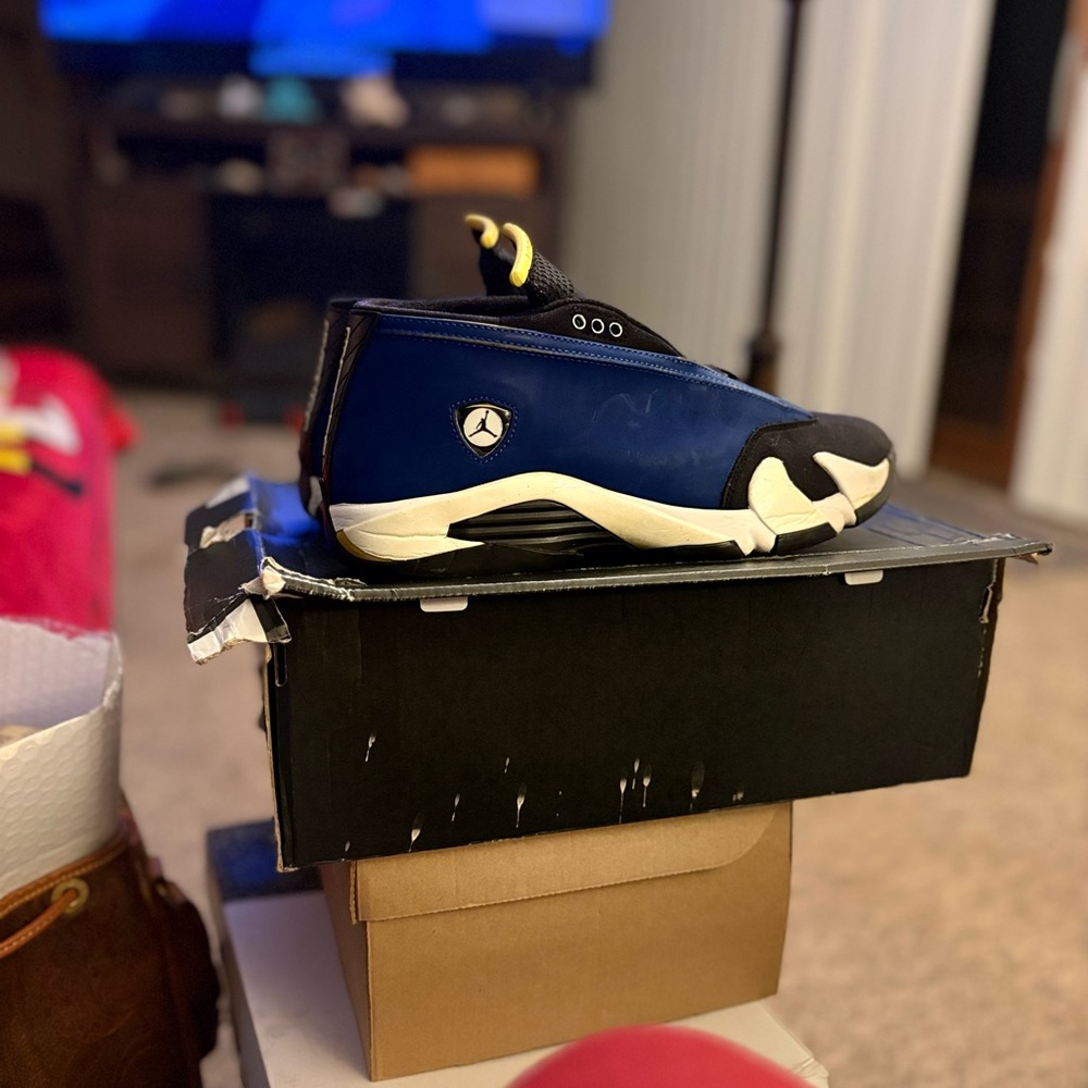 Air Jordan 14 Retro Low "Laney" (2015) - Size 11 - OG Box - Picture 10 of 10